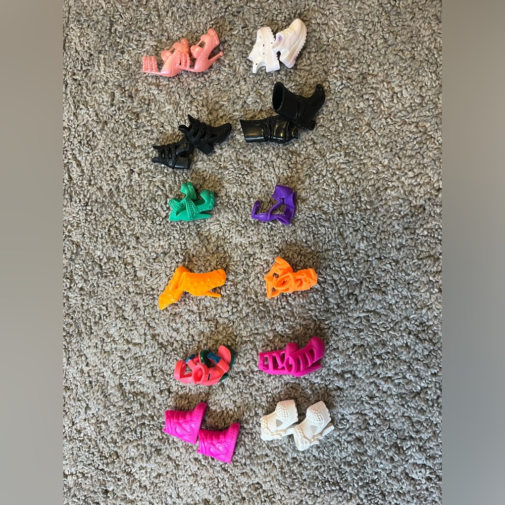 Colorful Barbie Shoes Set and singles